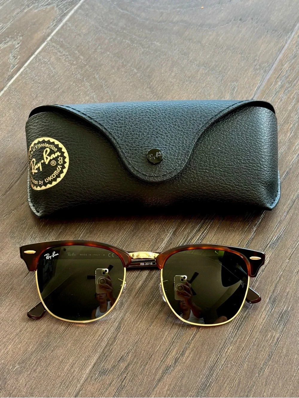 Ray Ban Clubmaster Classic Tortoise Sunglasses